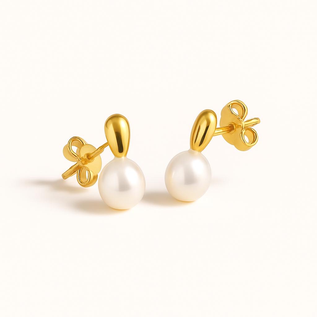 Salish Pearl Stud Earrings