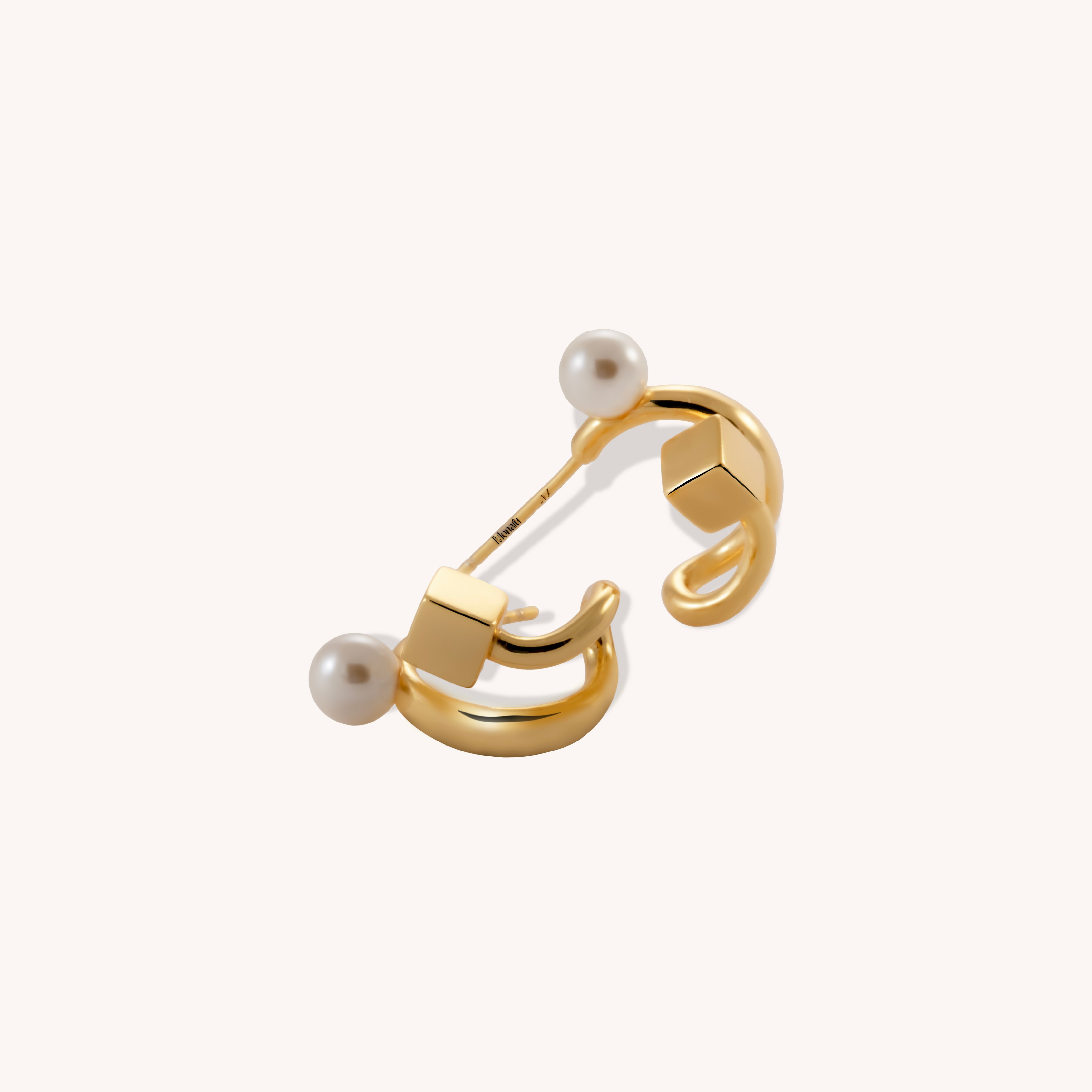 Liana Pearl Stud Earrings