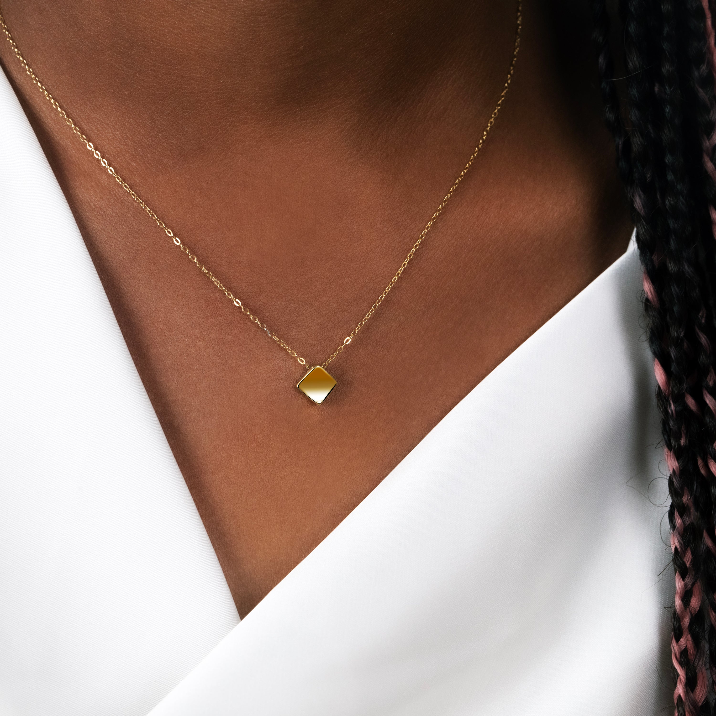 Renée Minimalist Gold Necklace