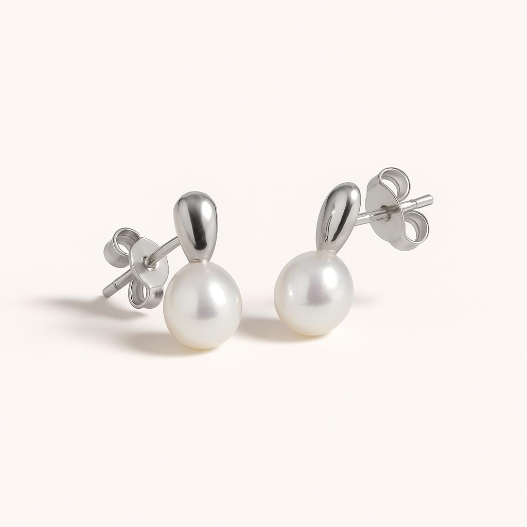 Salish Pearl Stud Earrings