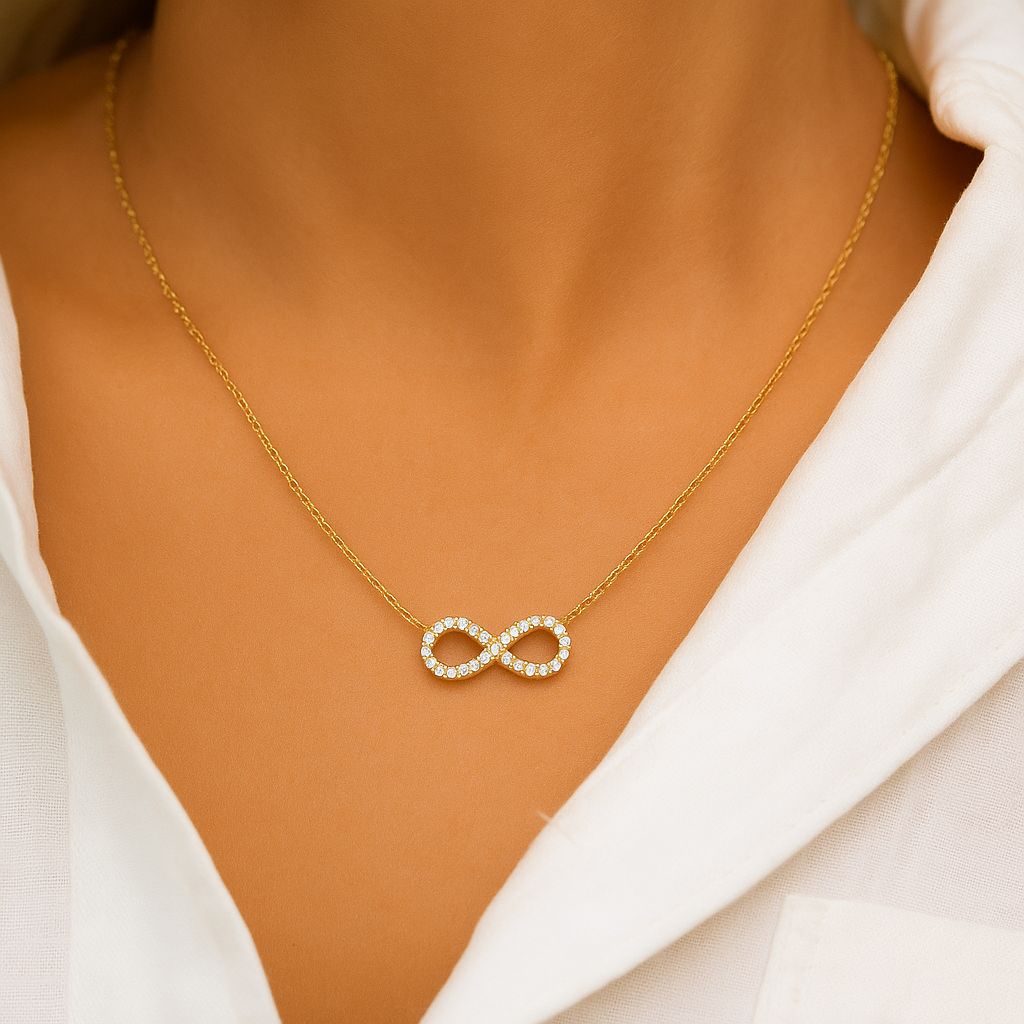 Collier pendentif infini avec zircone cubique